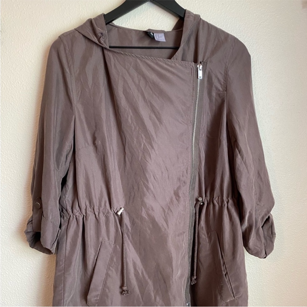 H&M divided lightweight Jacket - Picture 2 of 7